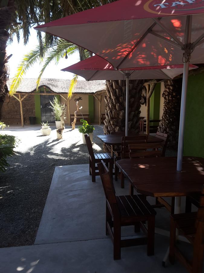 Melissa'S Guest House Kamanjab Ngoại thất bức ảnh